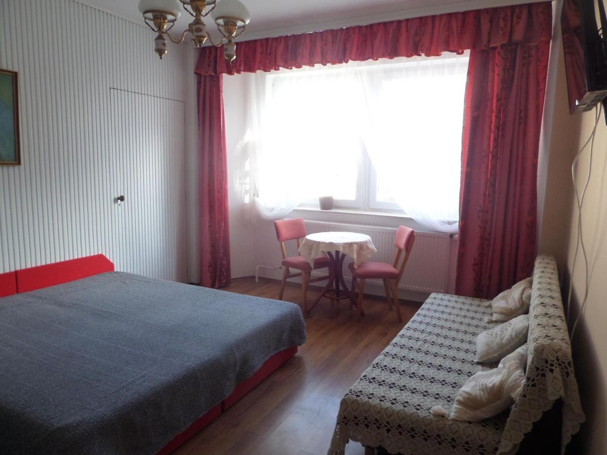 Bori Apartmanok ハイデゥソボスロー エクステリア 写真