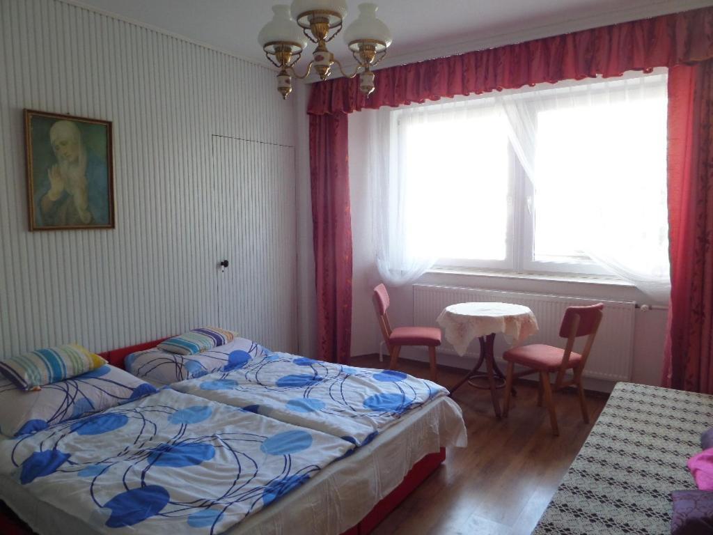 Bori Apartmanok ハイデゥソボスロー エクステリア 写真